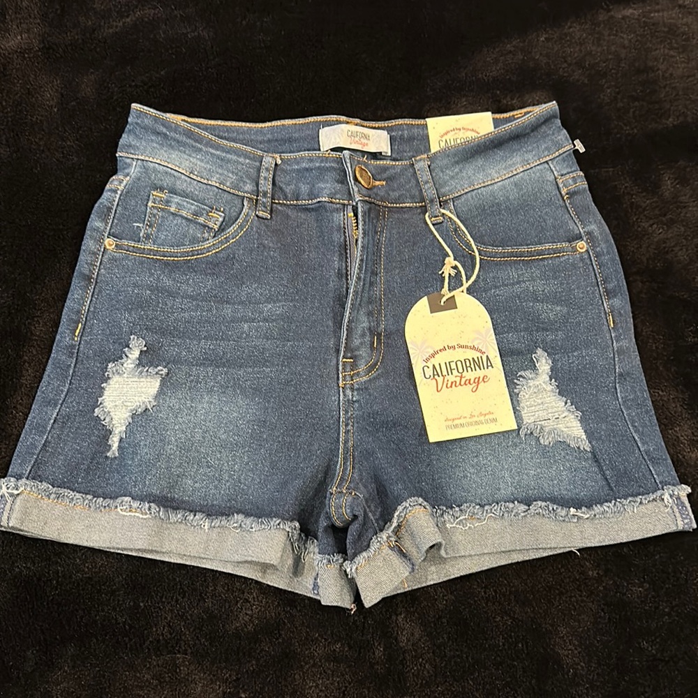 Brand new California Vintage jeans short